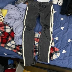 PacSun Ripped Skinny Jeans